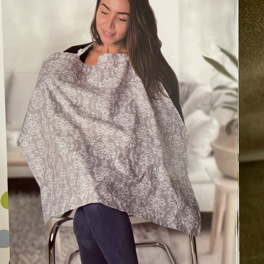 Little Me Nursing Cover - Picture 4 of 5